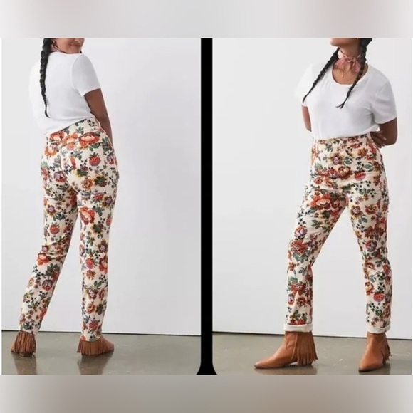 Pilcro Anthropologie Floral Print High Rise Cigarette Jeans - Picture 3 of 9